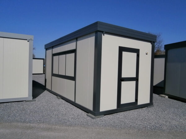 SNACK PAVILION/CONTAINER WITH SALES HATCH 15